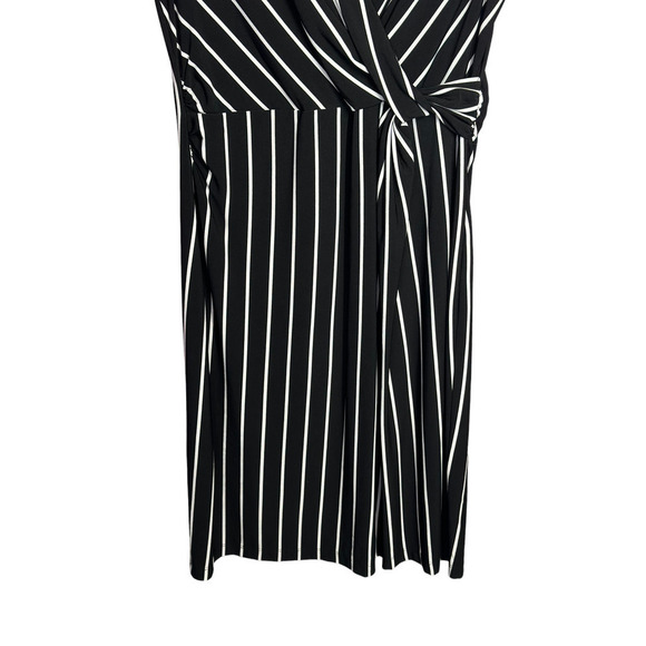 Roz & Ali Faux Wrap Black and White Stripe Knee Length Sleeveless Dress Size M - Picture 4 of 6